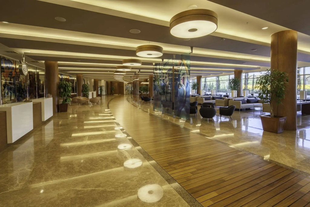 Gloria Sports Arena — фото