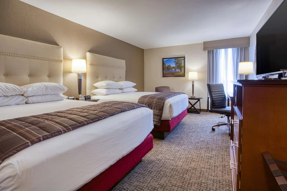 Drury Inn & Suites St. Louis Fairview Heights - Chambres