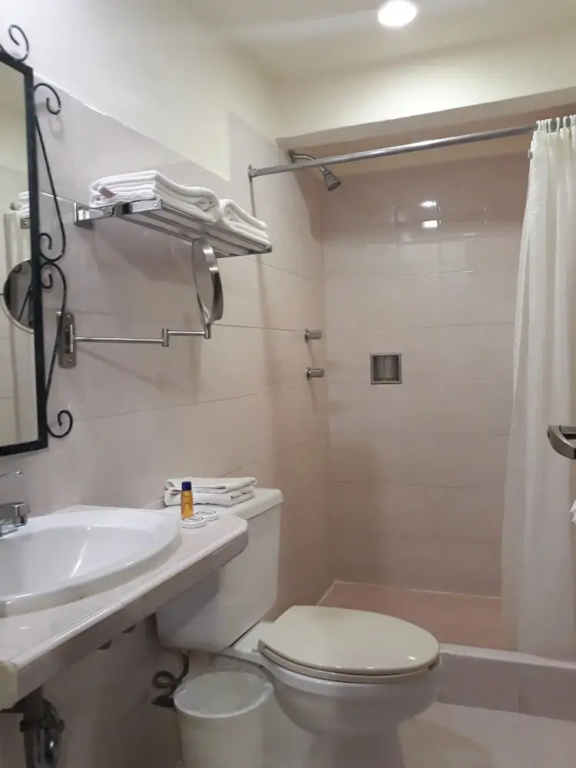 Economy Quadruple room
