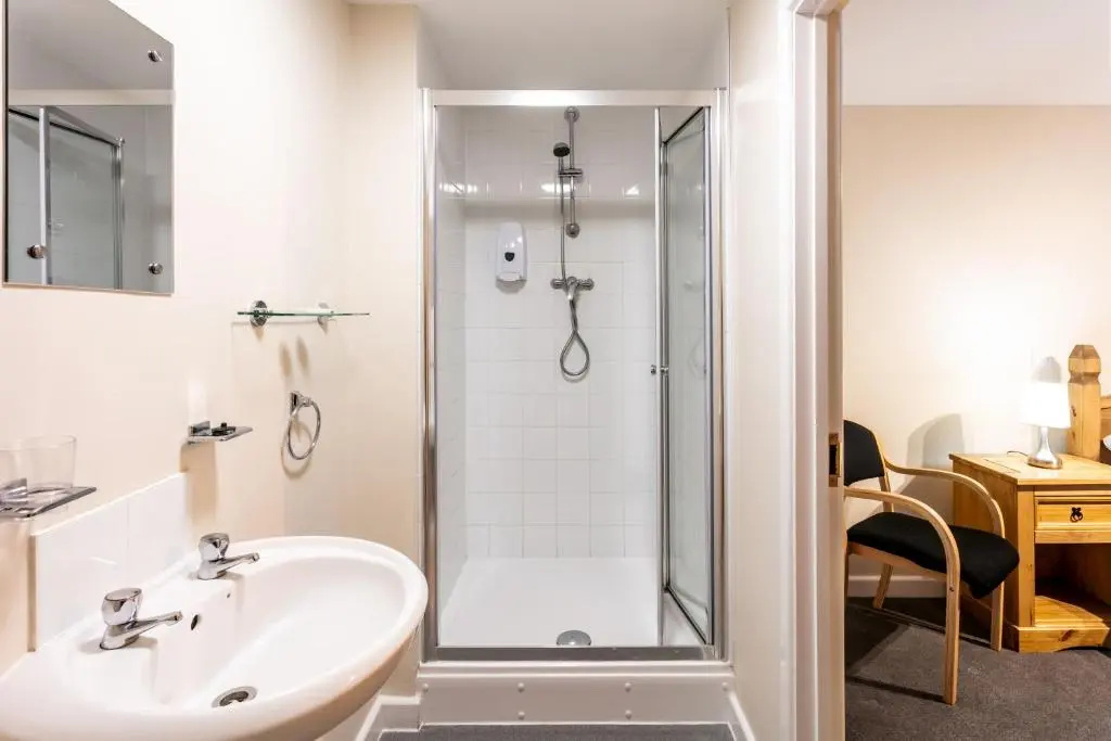 Roydon Marina Village Hotel - Chambres