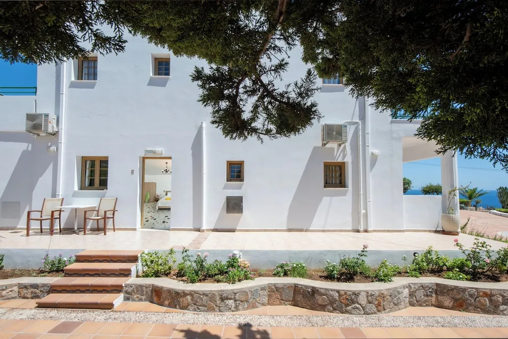 Krana Hotel