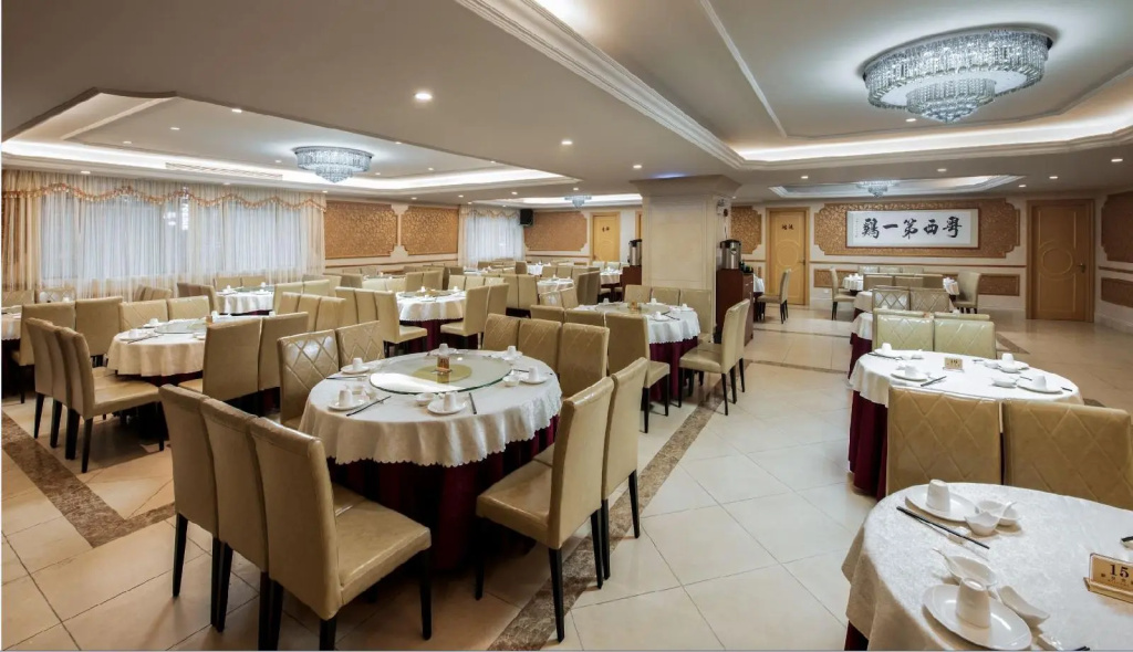 Food & Beverage