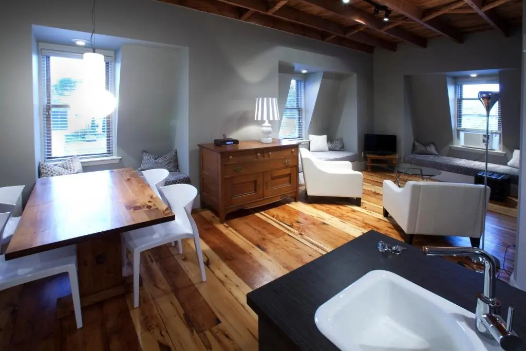 Suite