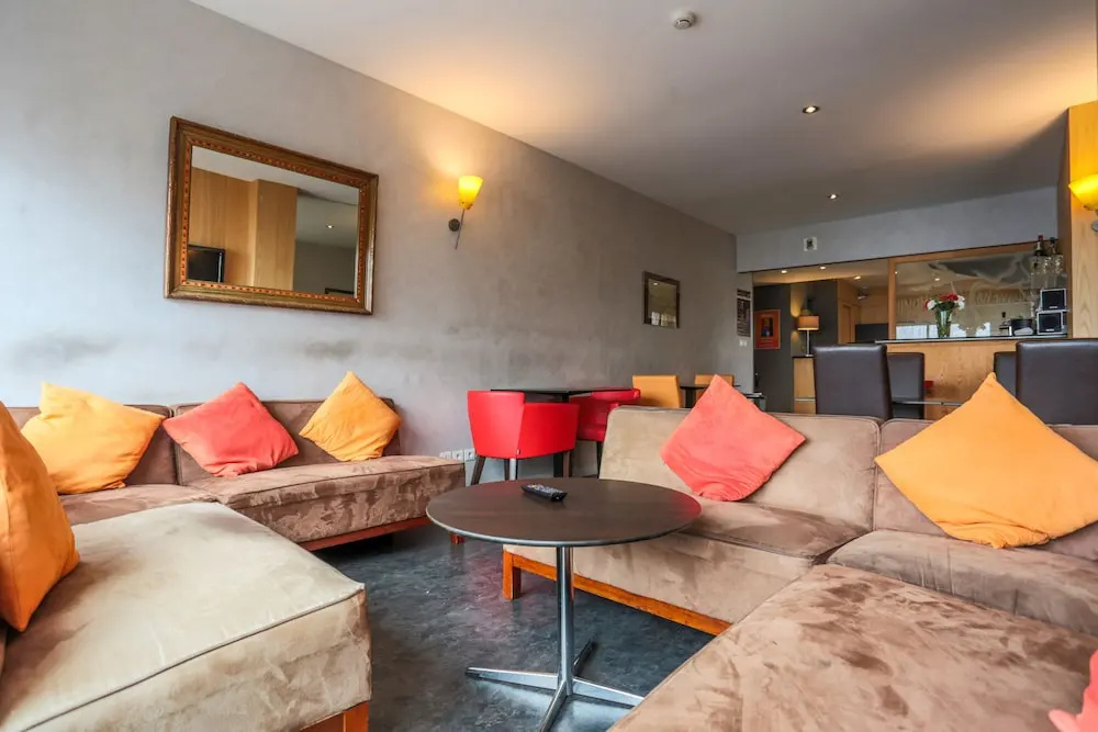 Hotel photo 9