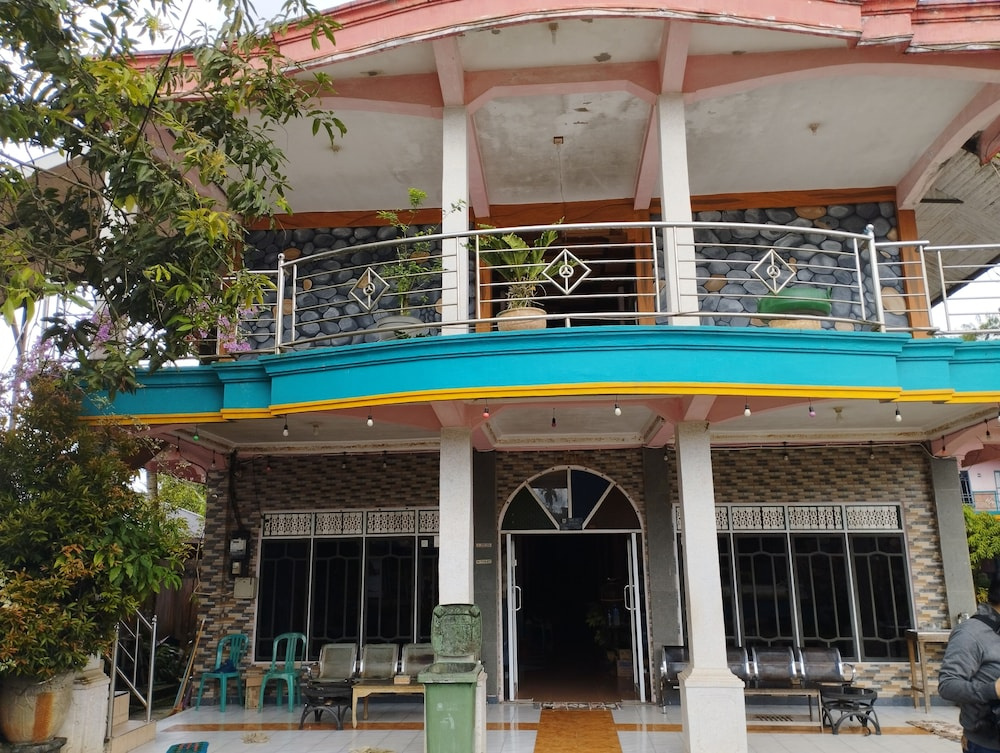 Hotel O Losmen Karunia Katingan Near Kantor Sekretariat PPK Katingan Kuala