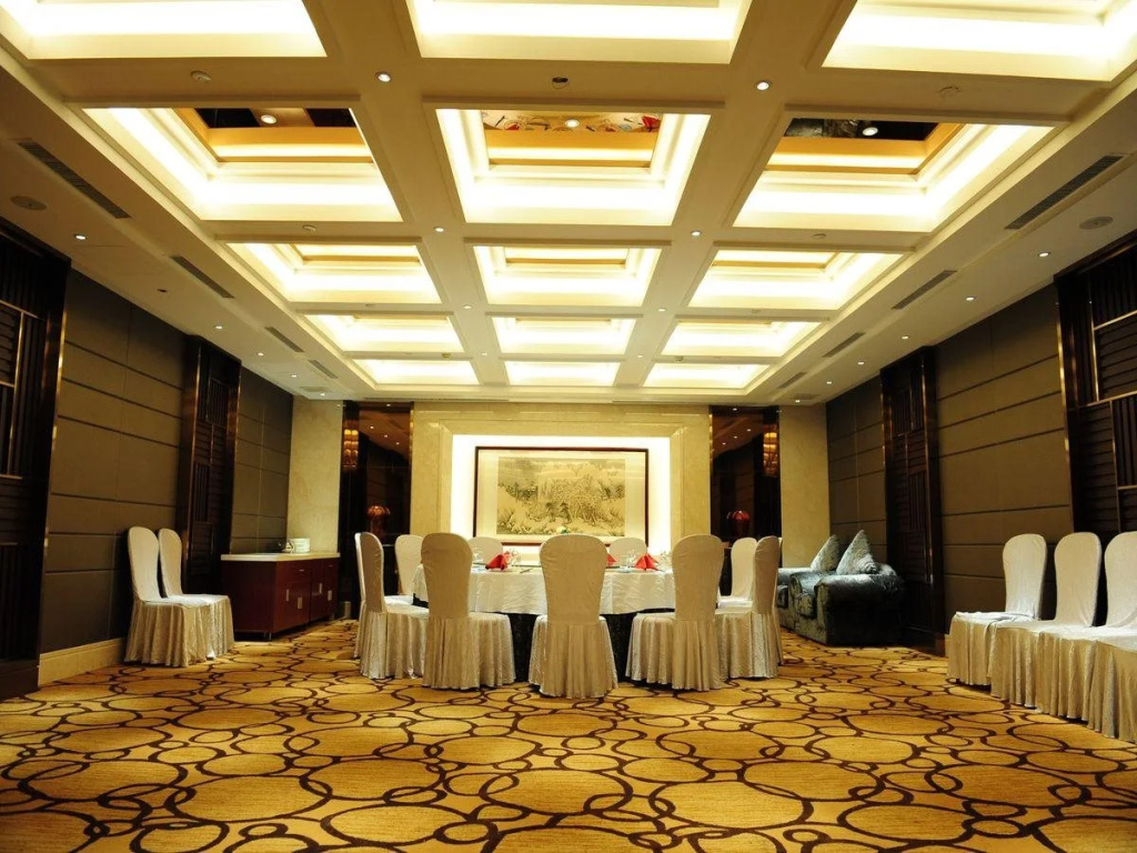 Yantai Shunhe Huaqiao Hotel - Général