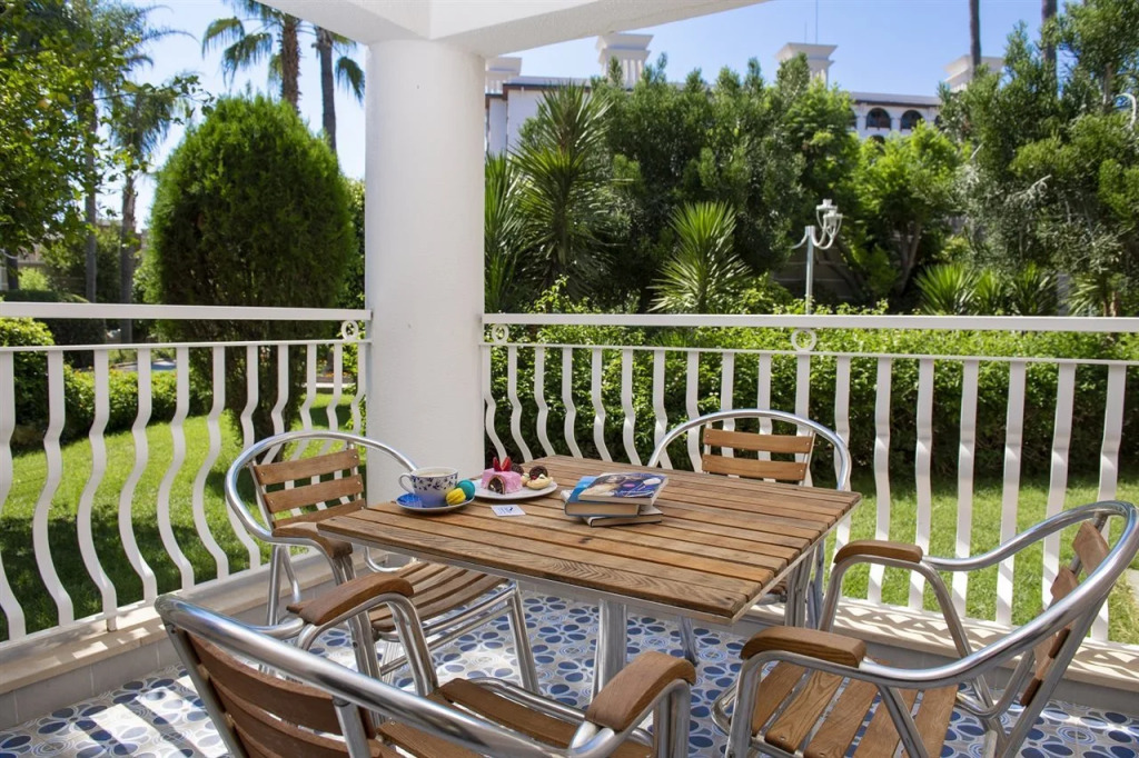 Quattro Beach Spa & Resort Hotel - фото 36