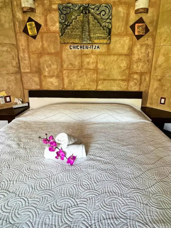Standard Double room with balcony (full double bed)