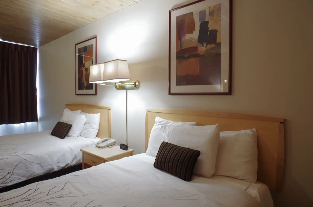 Canadas Best Value Inn and Suites Fernie - фото 26