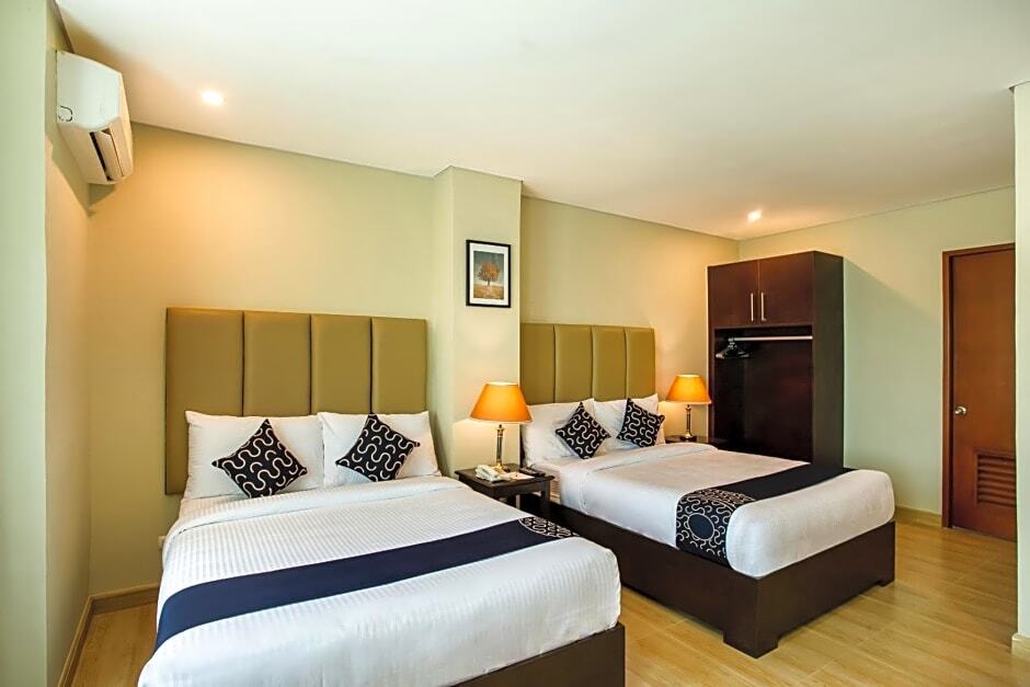 Семейный номер Superior в Capital O 461 Asrodel Hotel