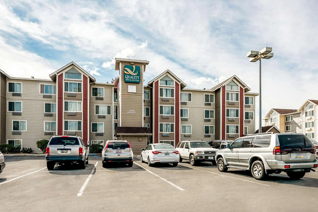 Quality Inn & Suites