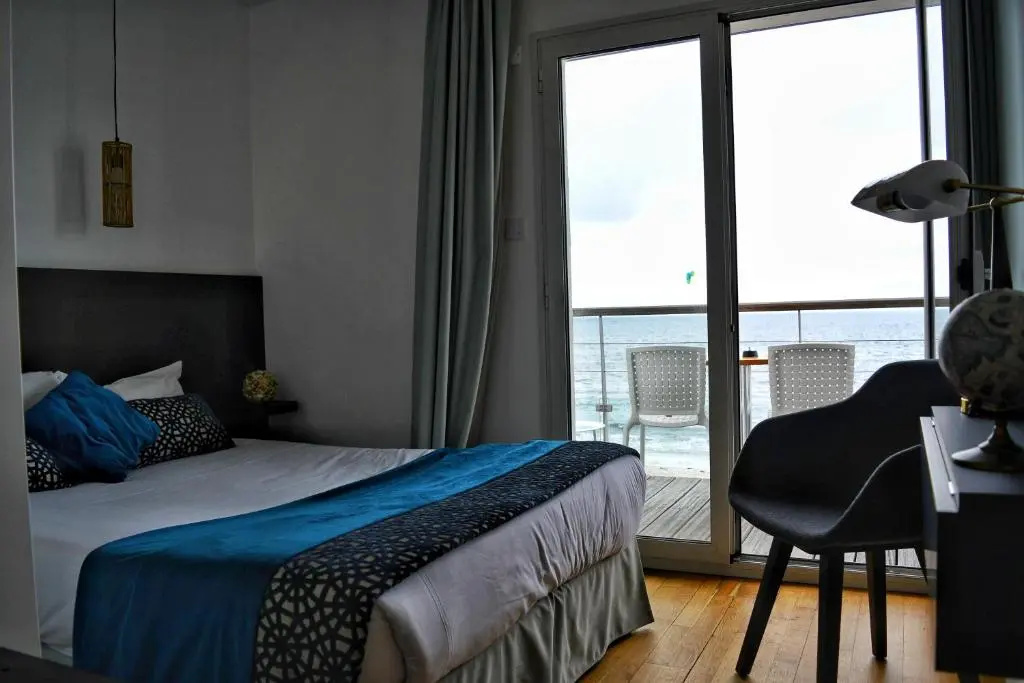 Standard room with sea view