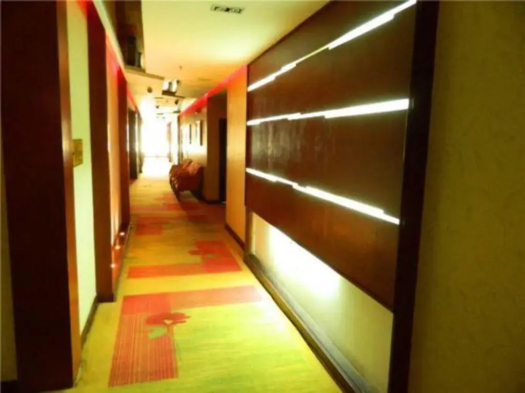 Wan Xing Long Hotel - фото 4