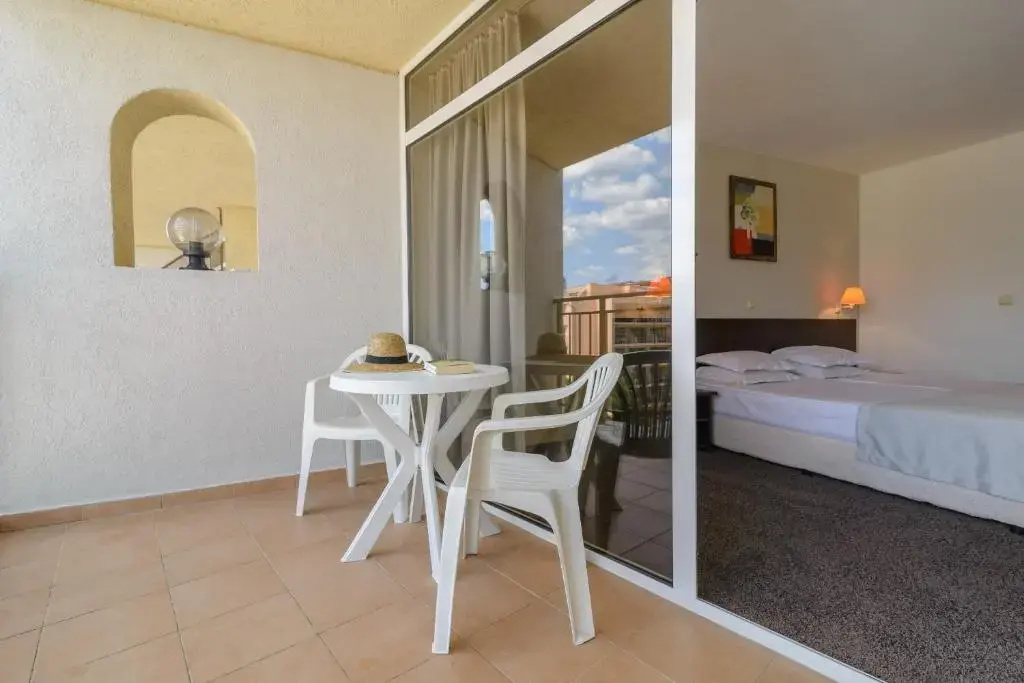 Madara Park Hotel - Chambres