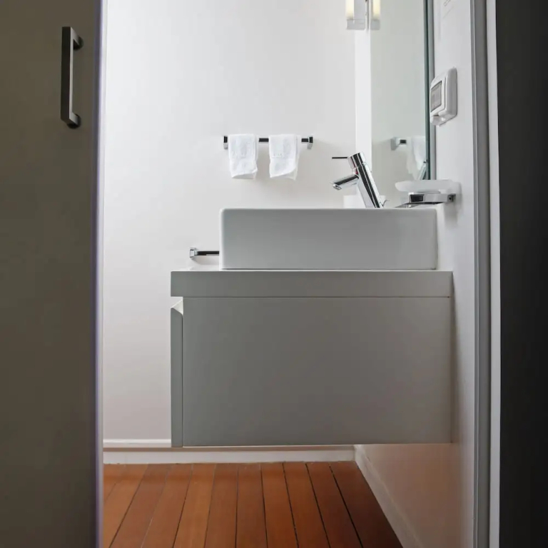 三人間套房，享有市景