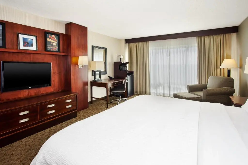 Holiday Inn University Plaza-Bowling Green by IHG - Chambres