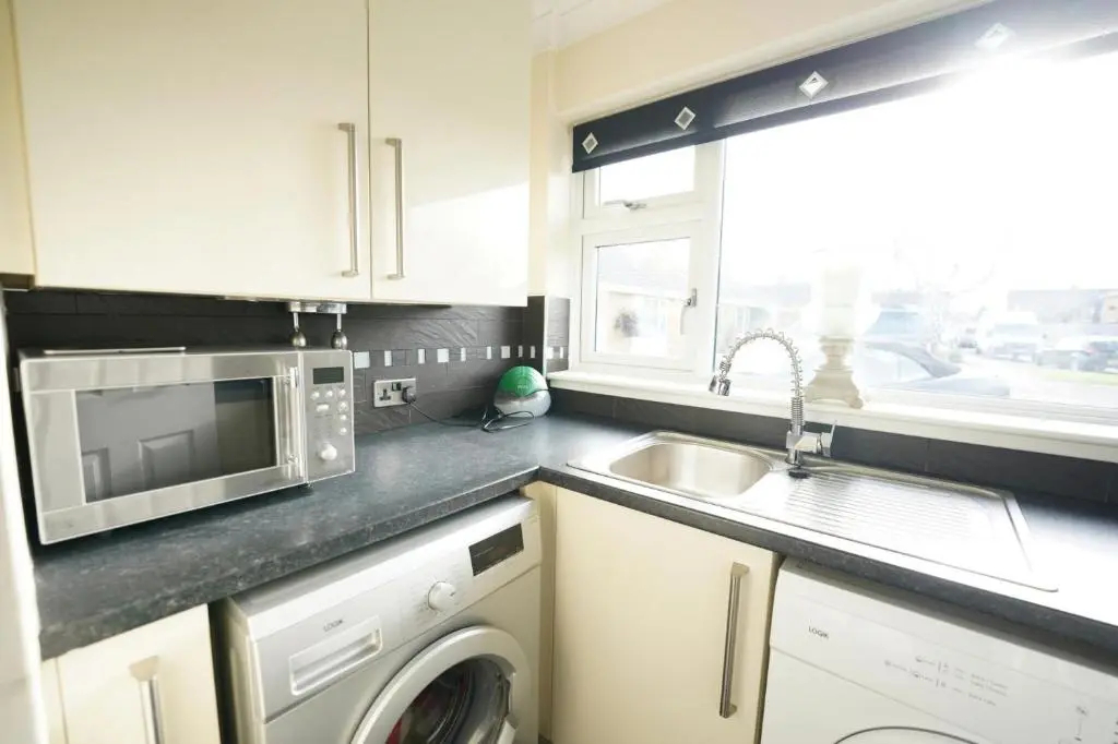 NEW Unique 2BD Detached Bungalow Burnham-on-sea - фото 14