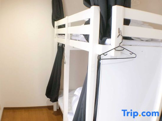 Bed in Dorm (female dorm)