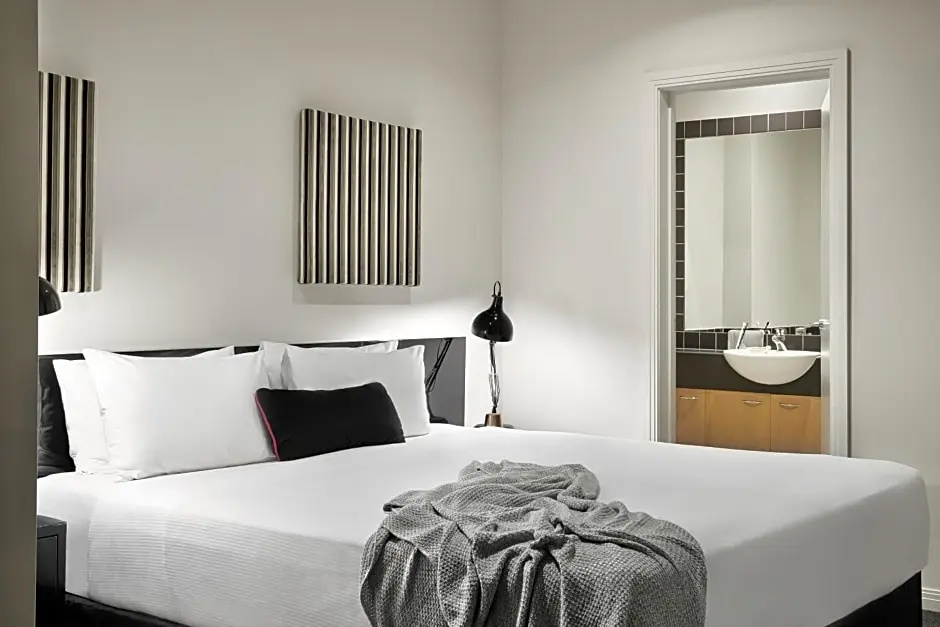 2 Bedrooms Double Apartment (full double bed)