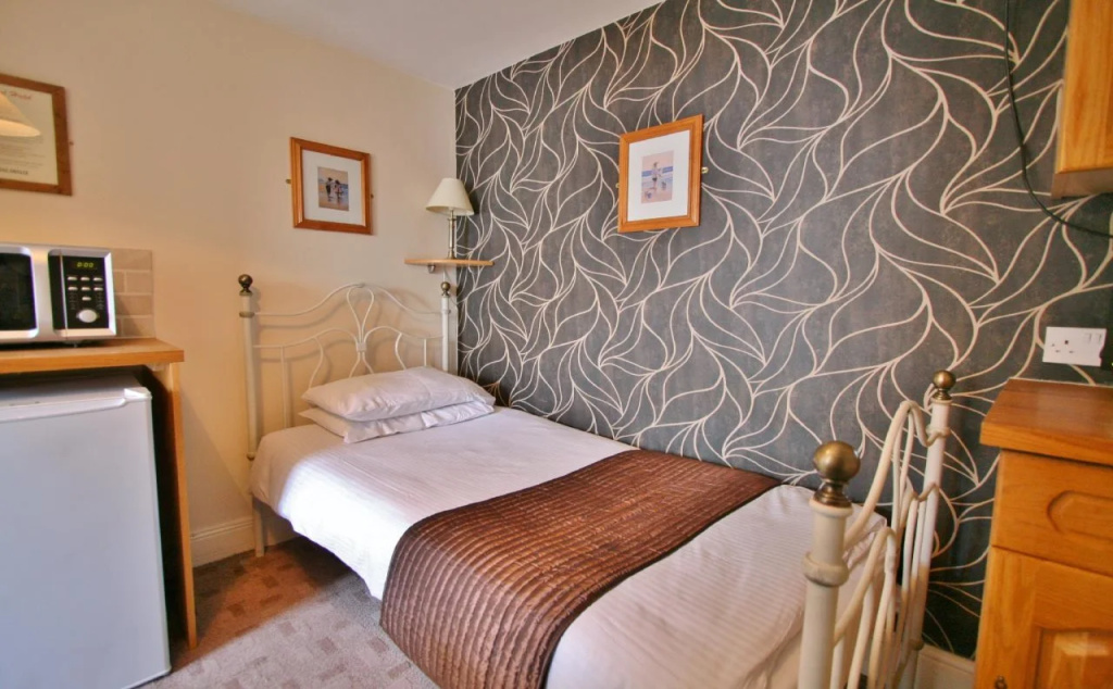 Central Hotel Cheltenham by Roomsbooked - Général