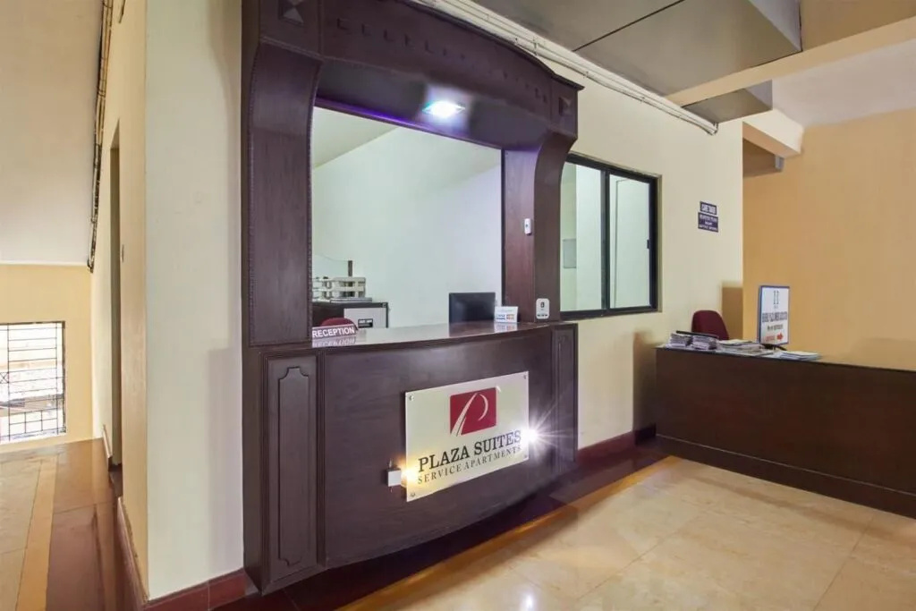 Plaza Suites