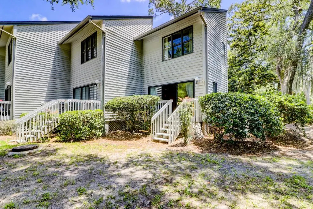 6 Ocean Breeze 3 BR Forest Beach Condo