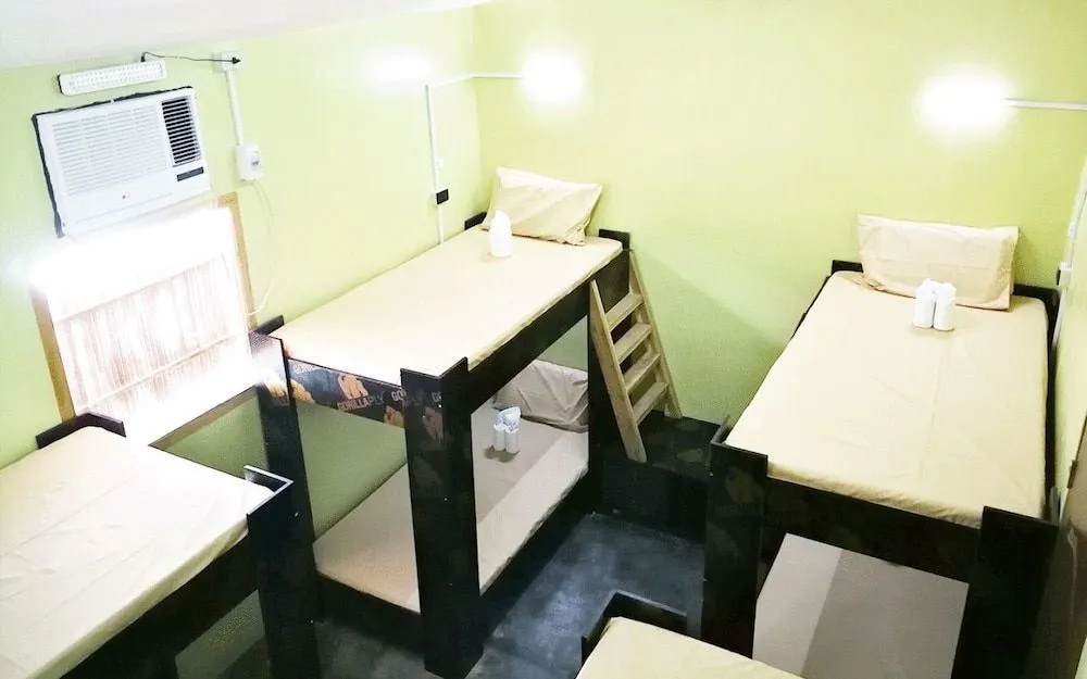 Big Paul Hostels