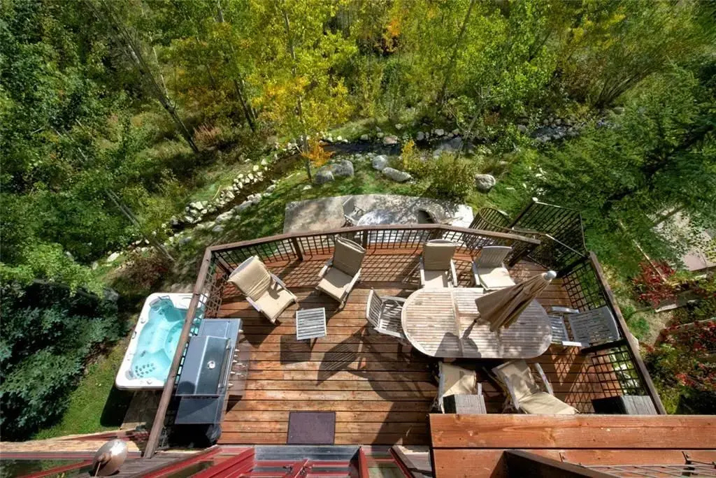 Granite Ridge Lodge