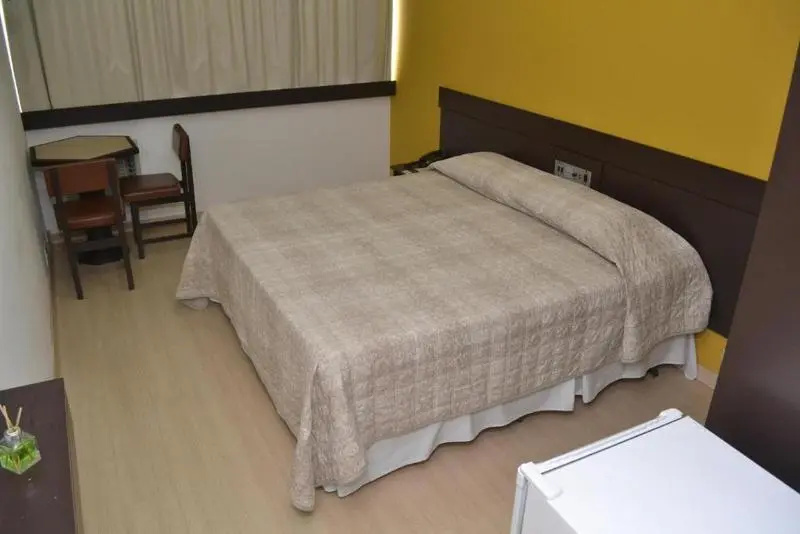 Hotel Mansiones - Chambres