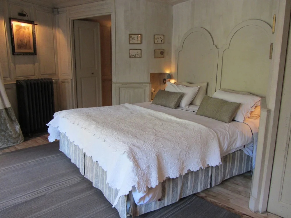 Suite with garden view
