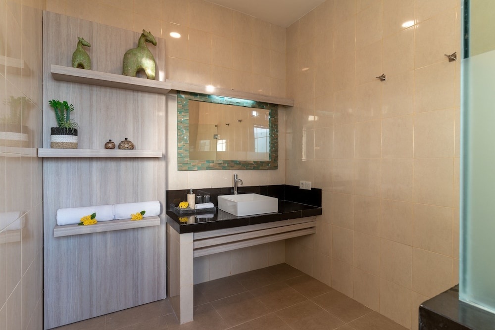 Отель Benian Villas в Беное
