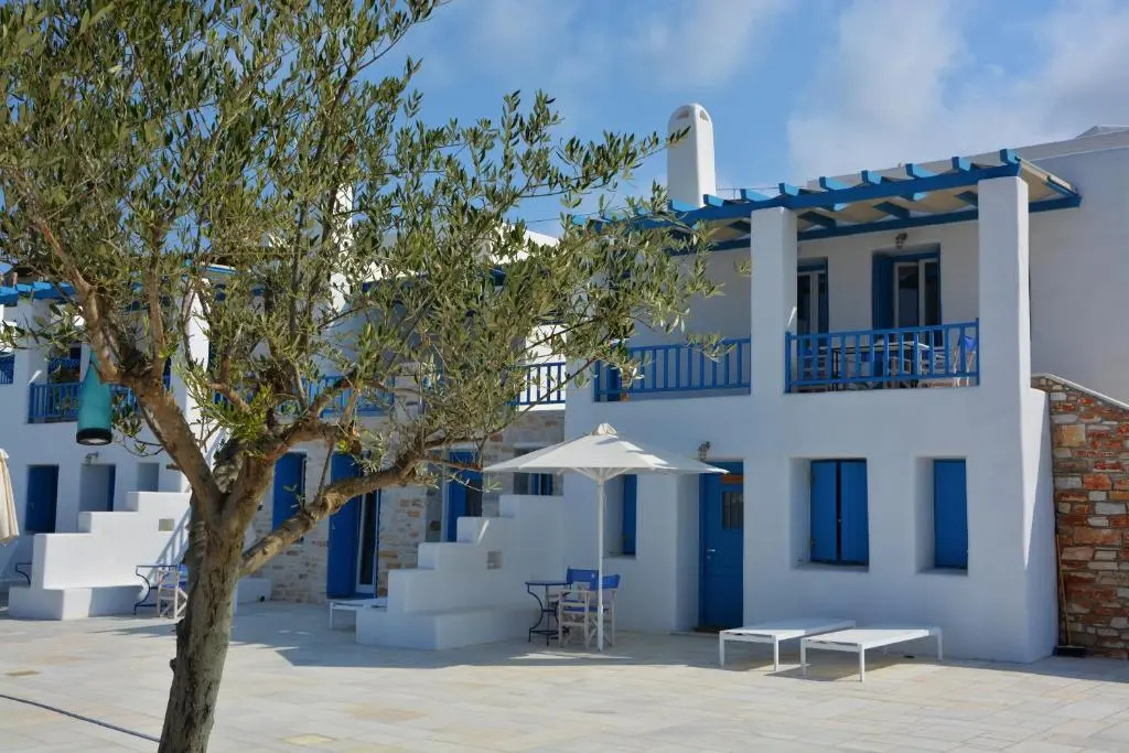 White Blue Houses & Apartments Paros