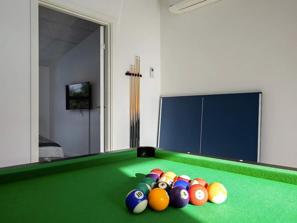 Peaceful Holiday Home in Blavand Denmark With Terrace - фото 12