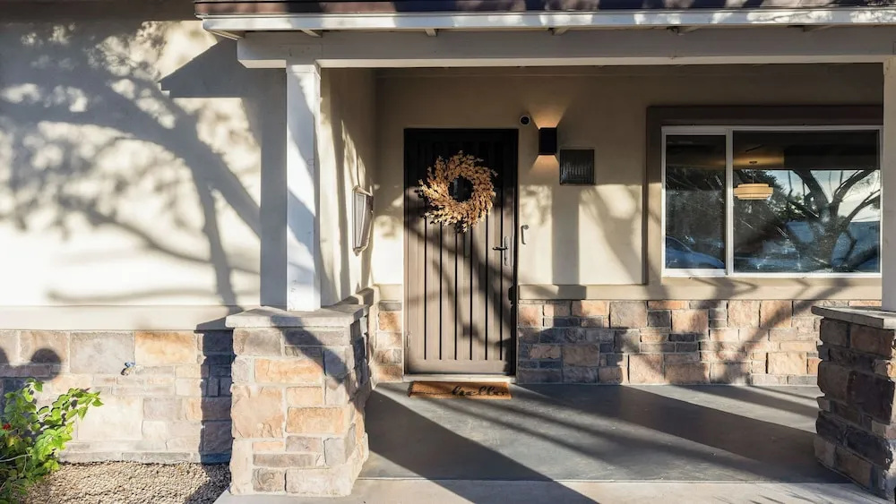 Fire Pit & Covered Patio Near Old Town Scottsdale Arcadia Haven by Avantstay