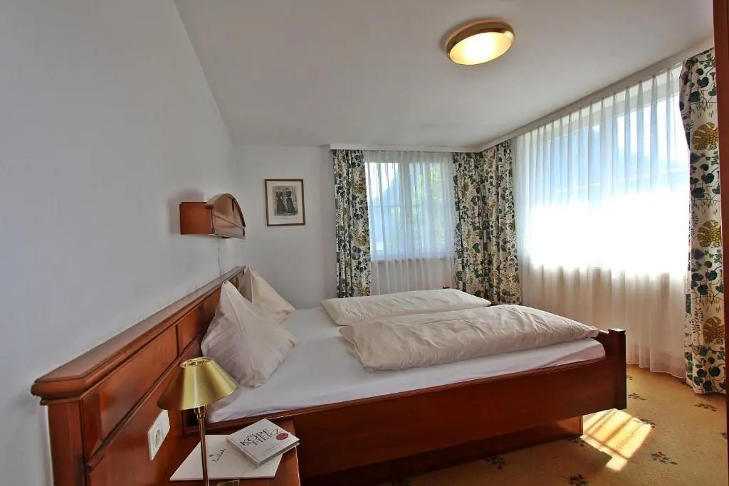 Landhotel Post Ebensee - Chambres