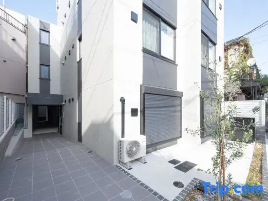 Fl Residence Jingu Gyoen Iv