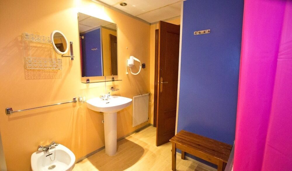 Hostal Lizana 2 by null