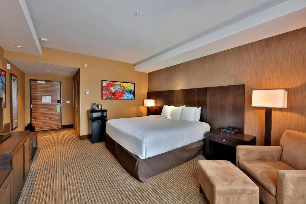 Premium Double room (full double bed)