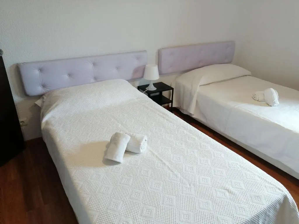 Double room (twin beds)