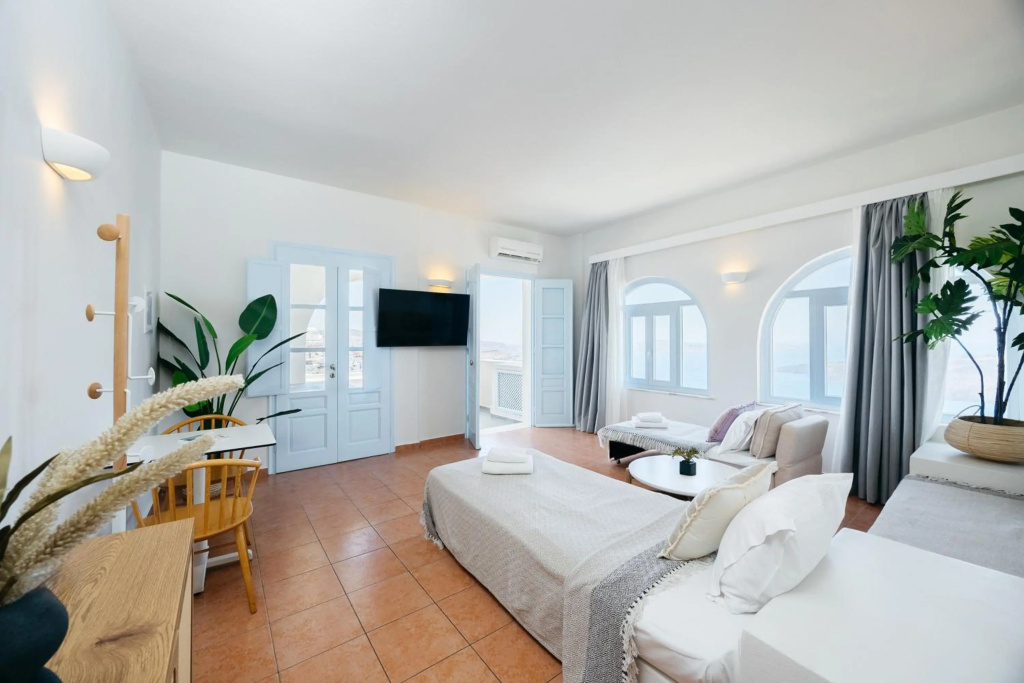 Kastro Suites — 2