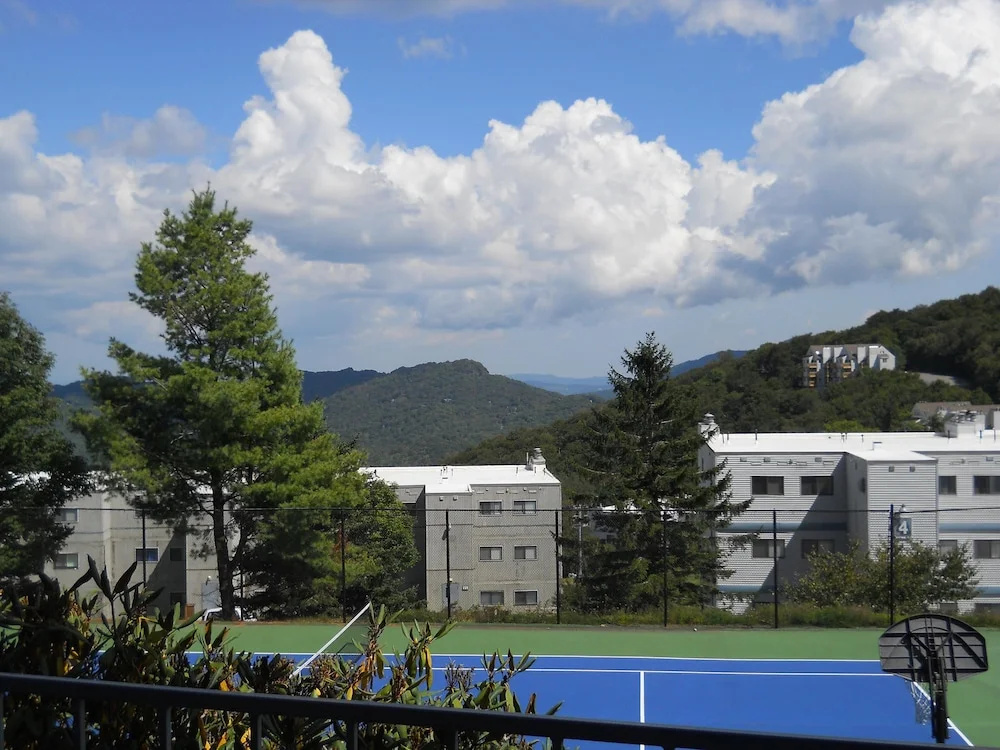 Sugar Ski & Country Club Unit 114 Silver