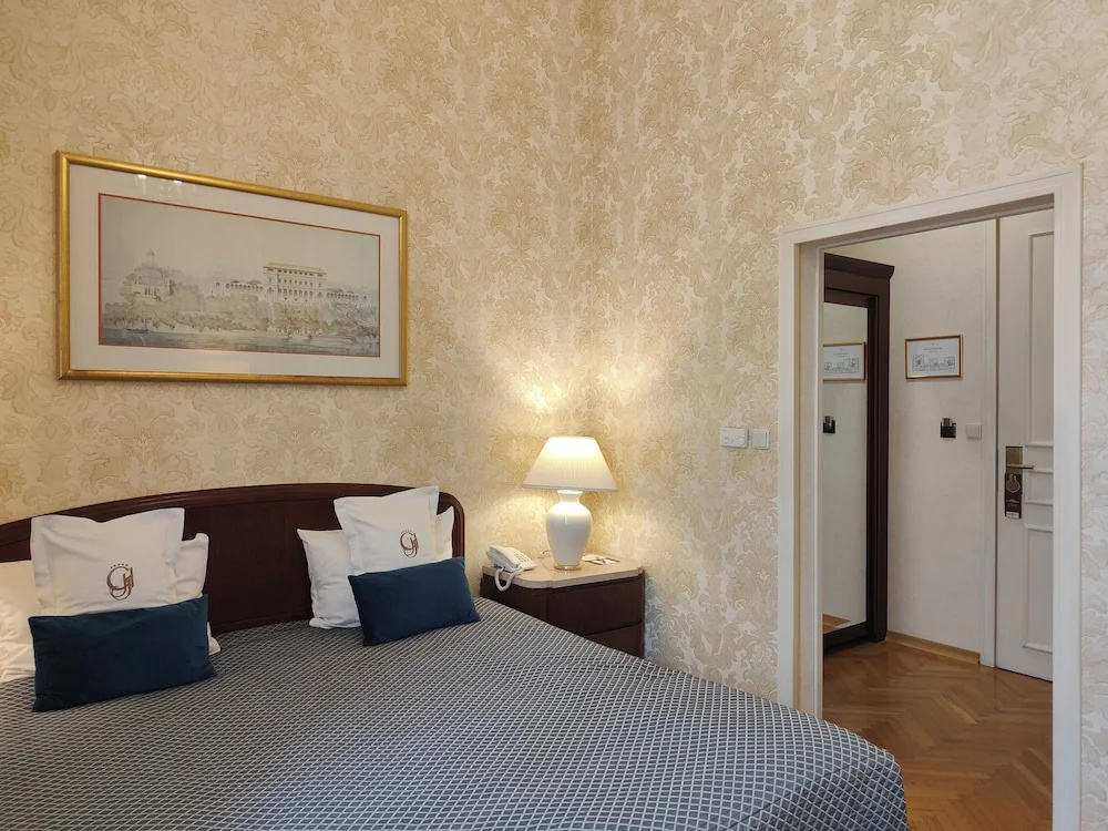 Grand Hotel - Chambres