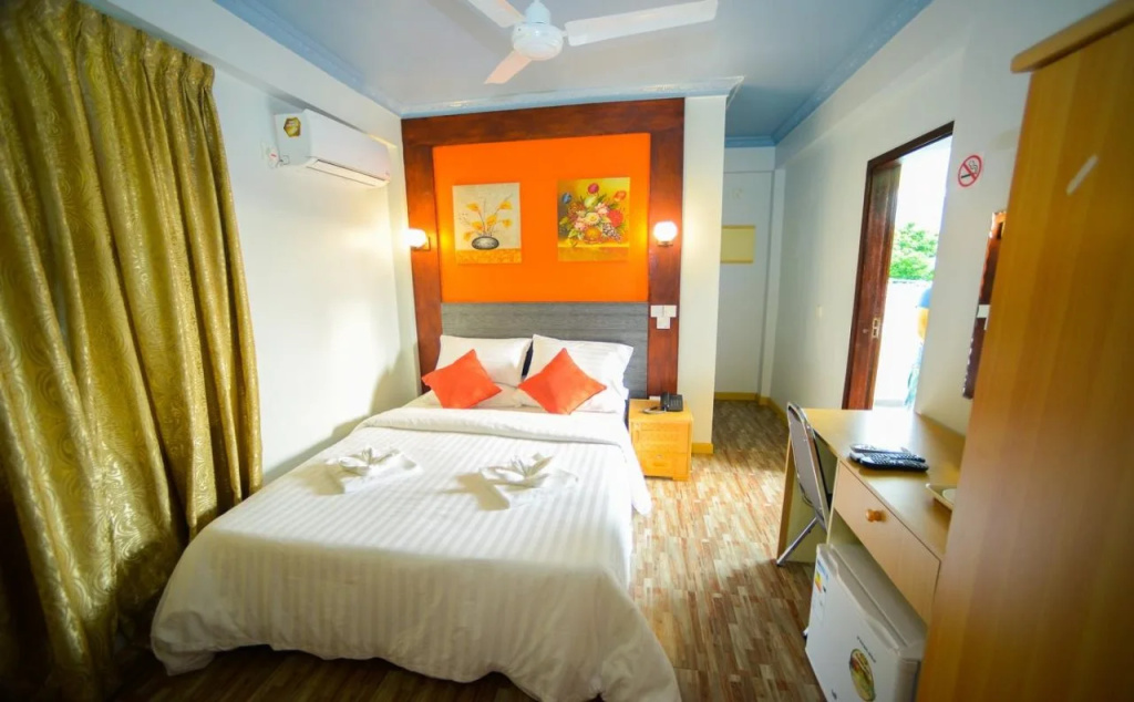 Hotel photo 2