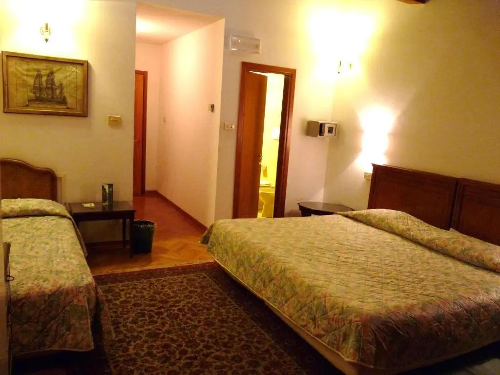 Triple room