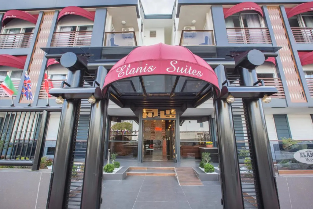 Elanis Suites — фото