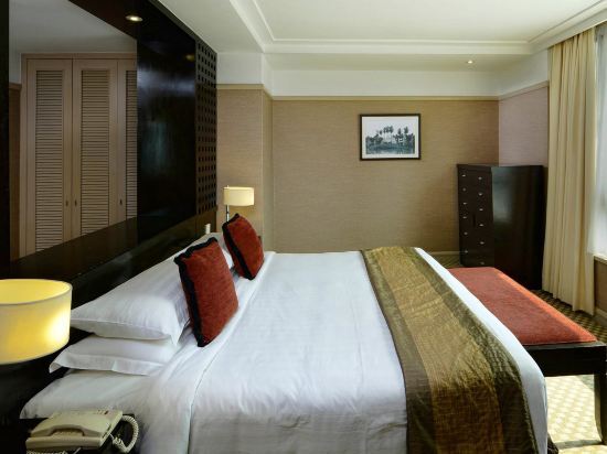 Pacific Regency Hotel Suites