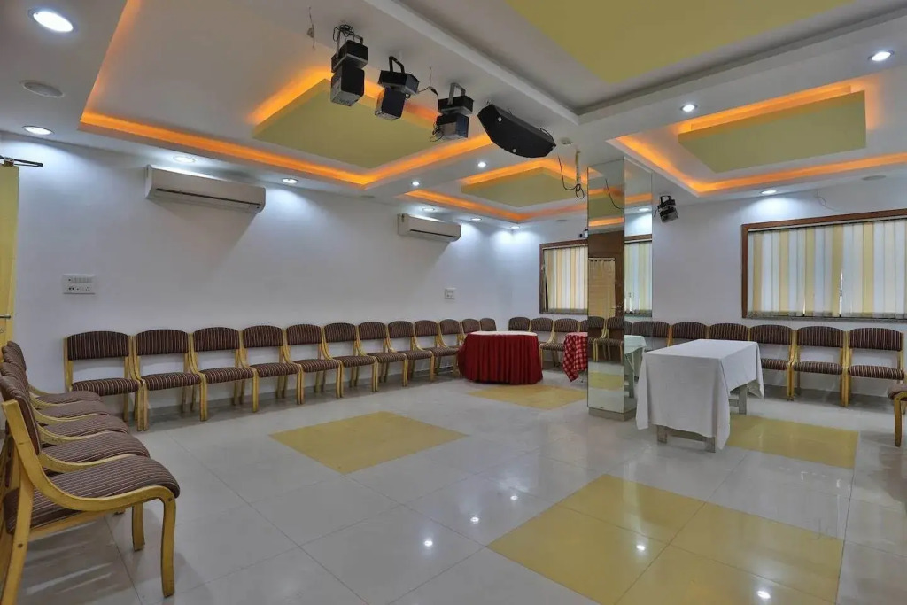 Hotel Harmony by OYO Rooms - фото 16