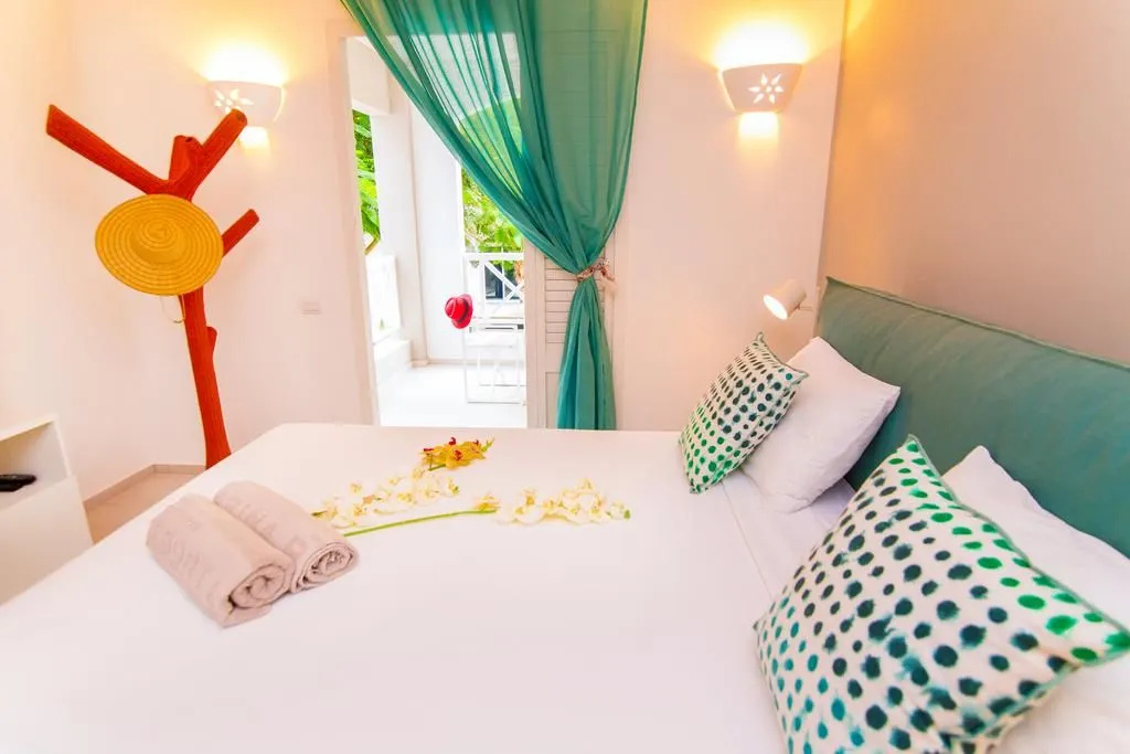 TRACADERO Beach Club and Holidays Rentals - Général