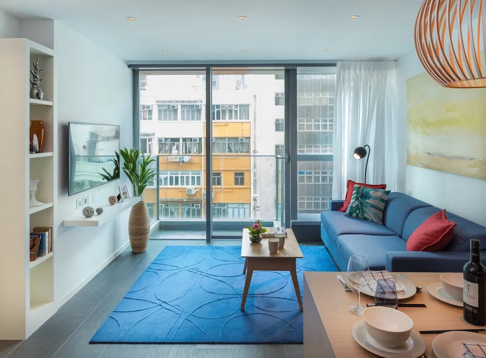 CHI Residences 138