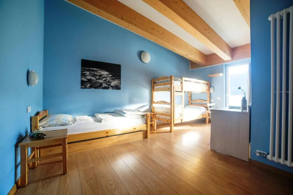 Standard Triple room with view